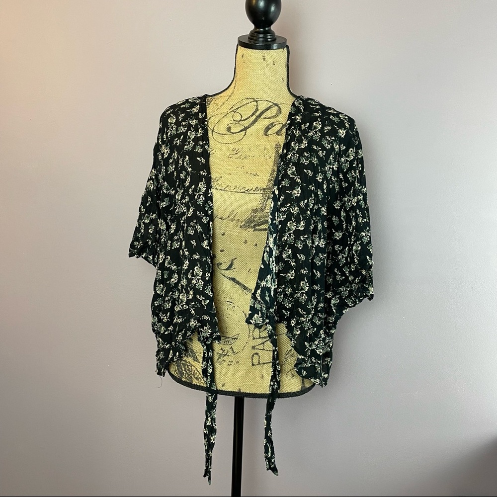 LC Lauren Conrad Kimono OS Floral Black Women's